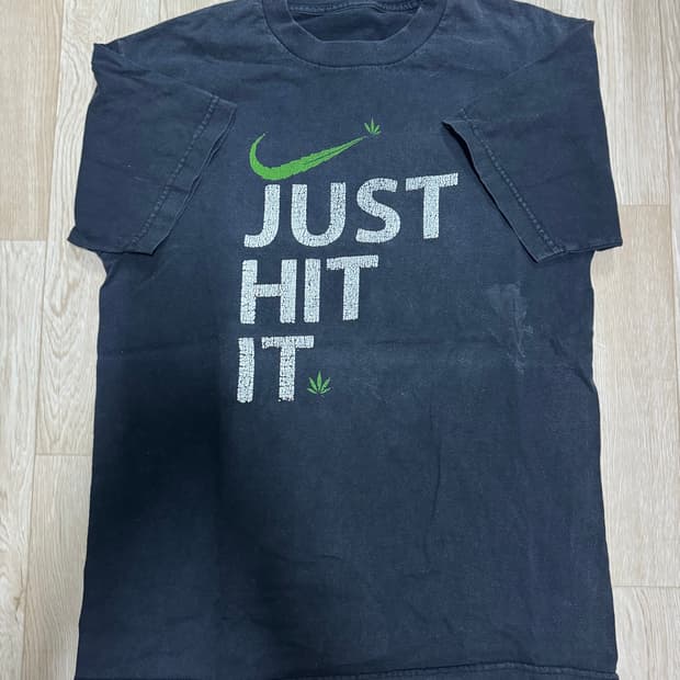 00s 나이키 패러디 'JUST HIT IT' 부틀렉 티셔츠