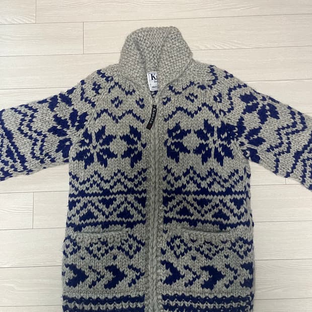 KANATA Cowichan 카나타 코위찬(40)