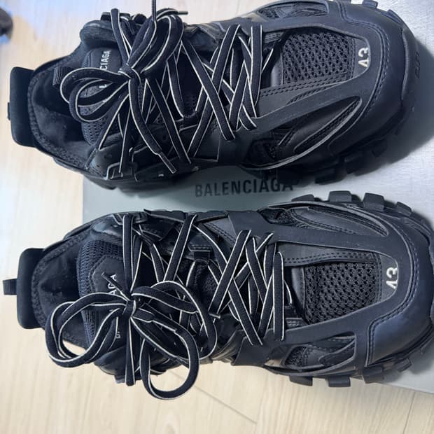 발렌시아가 트랙스니커즈 트랙슈즈 트리플블랙43