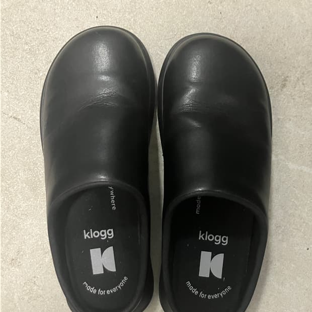 (270) 에잇디비전 클로그 블랙