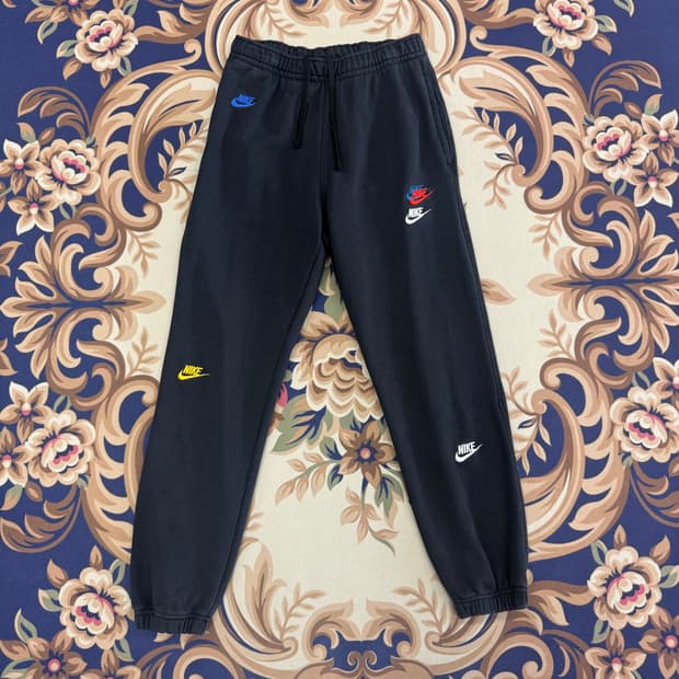 (M)나이키 Nike 멀티로고 조거팬츠(블랙)
