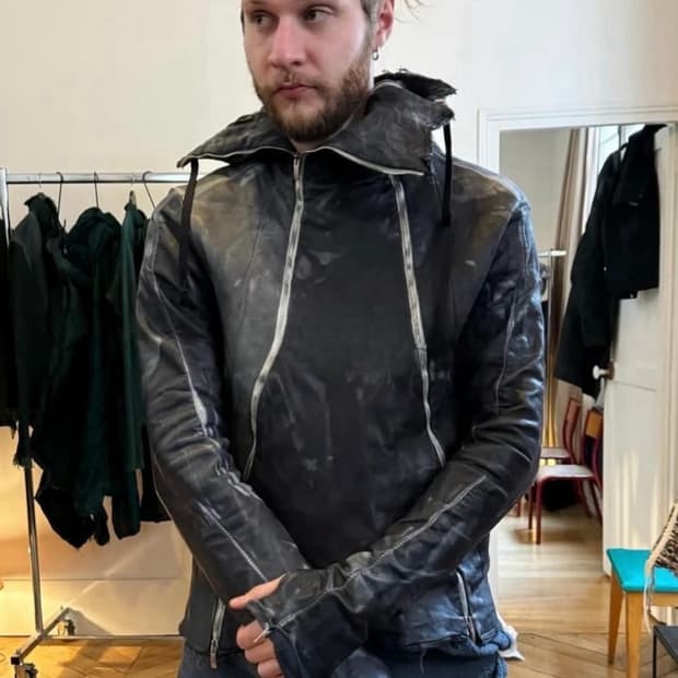 (초레어  ) ZAM BARRETT 레더후디 자켓