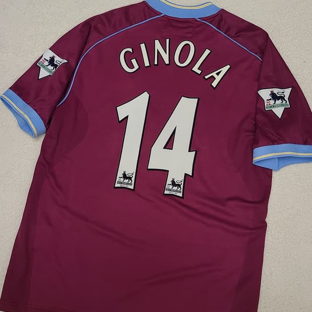 아스톤빌라 01-02 지놀라 유니폼