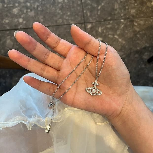 비비안웨스트우드 올림피아 펄 펜던트 네크리스