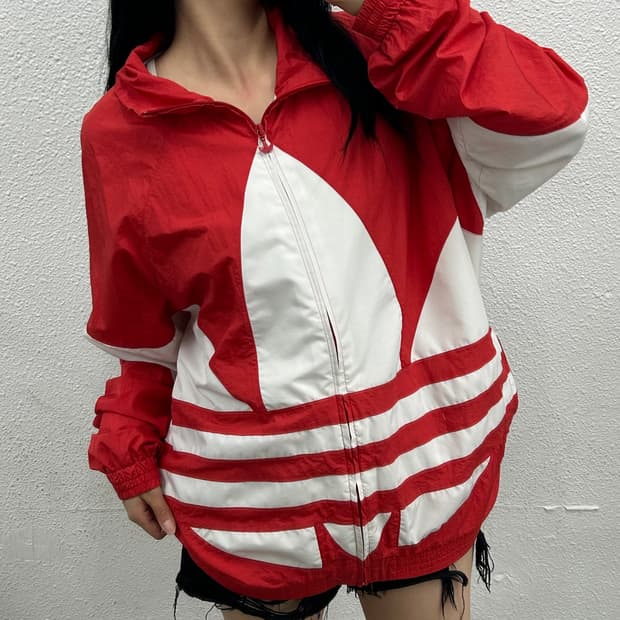 아디다스 빅스우시 레드 바람막이 2XL