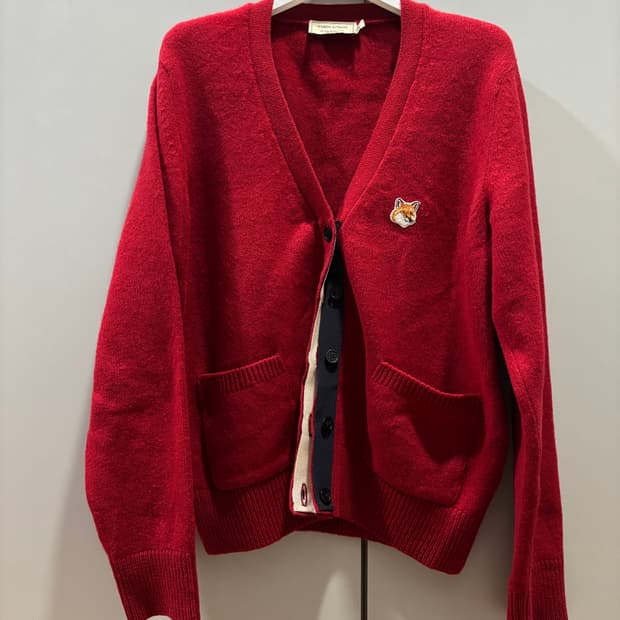 메종 키츠네 브이넥 가디건