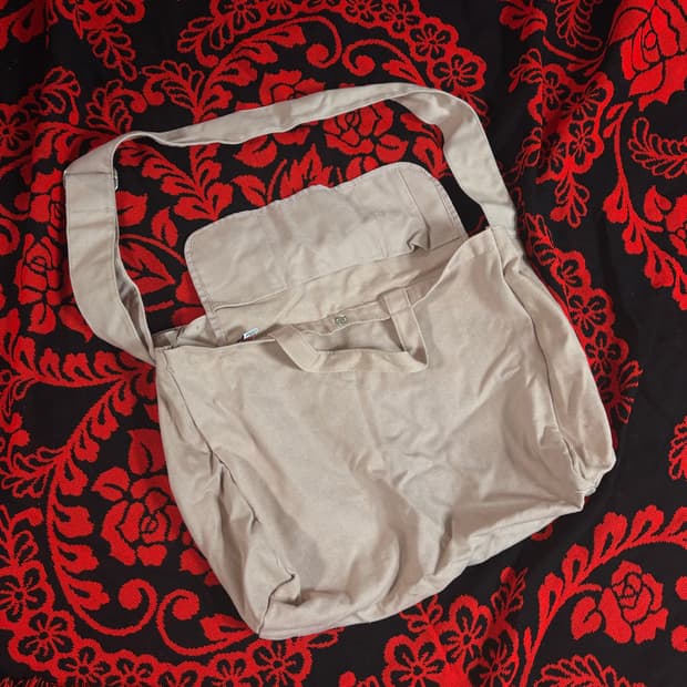 Uniqlo vintage soft bag
