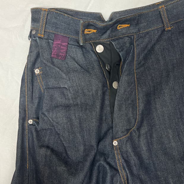 [30] 비비안웨스트우드 맨 비대칭 데님 팬츠