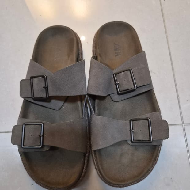 자라 리얼 레더 버켄스탁 슬리퍼