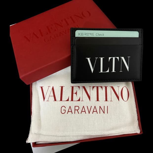 발렌티노 카드지갑