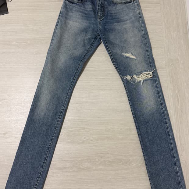 입생로랑 디스진(28)