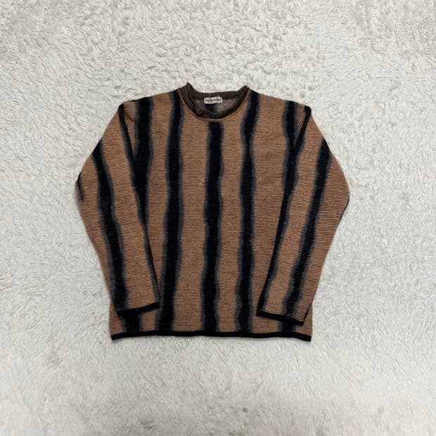 이세이미야케 울 니트