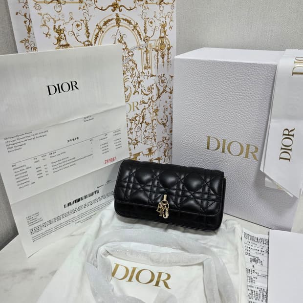 [새상품] 디올 까나쥬 휴대폰 파우치 숄더백