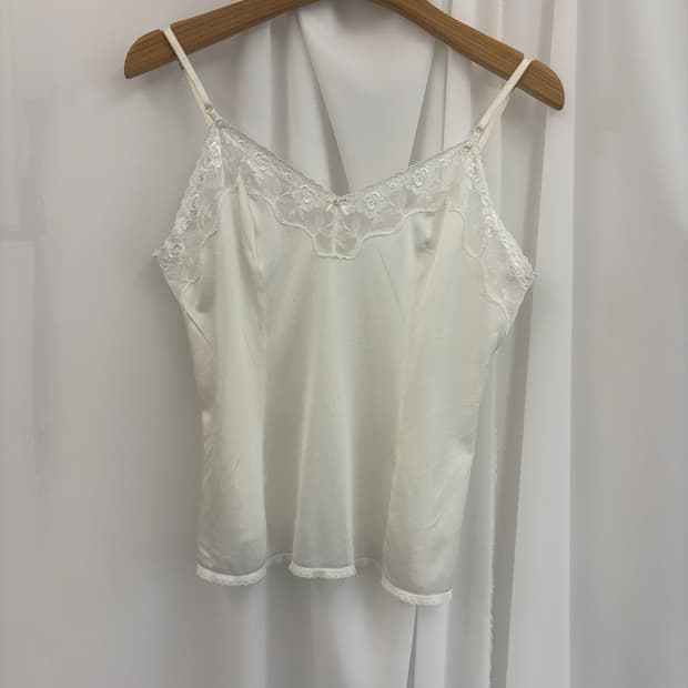 Yogurt Silky Lace Trim Cami Top