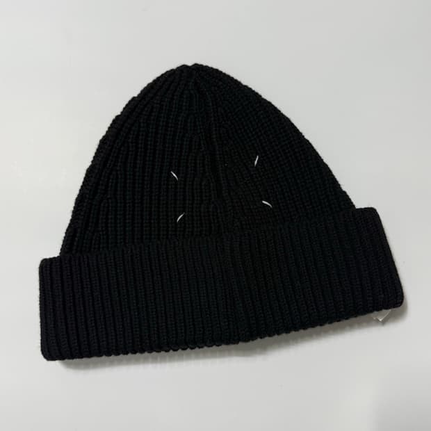 마르지엘라 스티치 비니 블랙 M