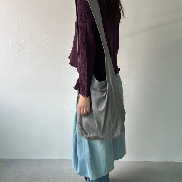 이세이미야케 콜리플라워 플리츠 터틀넥