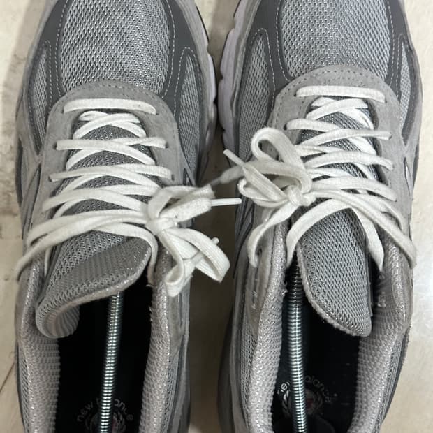 뉴발란스 990v4 us 10.5