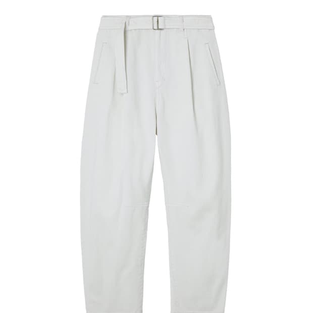 인사일런스 커브드 플리츠 데님 팬츠 EXTRA WHITE