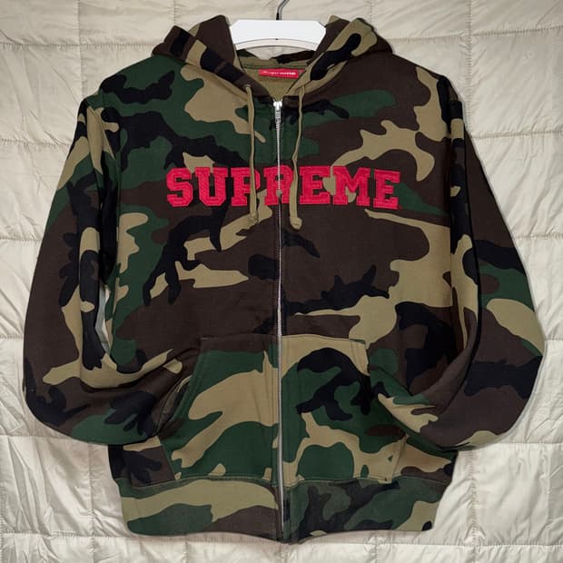 슈프림 / Supreme - Zip Up Hooded