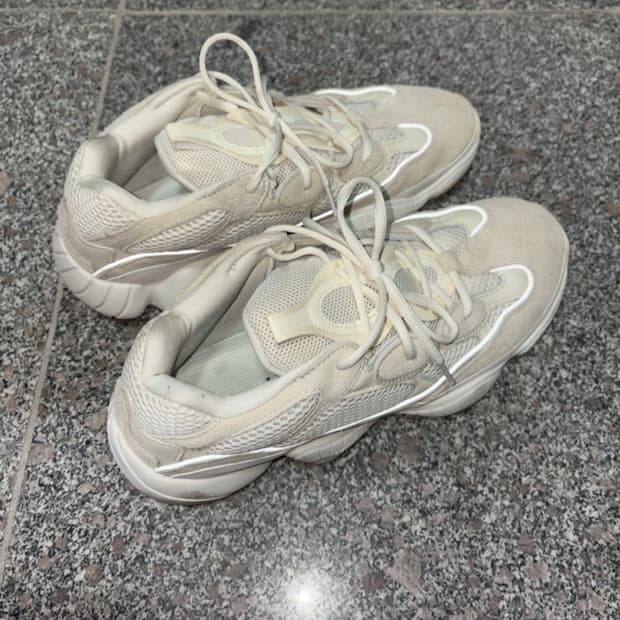 아디다스 이지 500 본 화이트 (285) 운동화