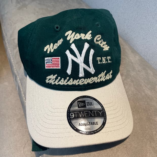 뉴에라 x 디스이즈네버댓 볼캡 (새상품)