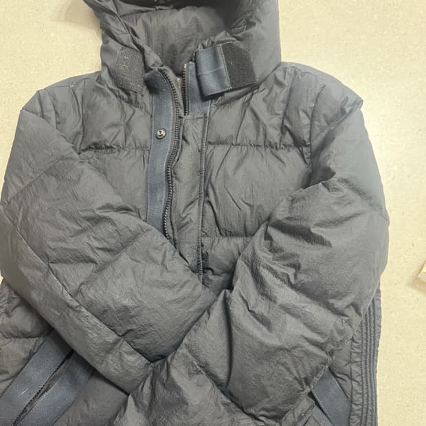 C.p 컴퍼니 고글 패딩