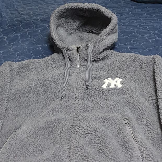 MLB 후드 양키스 덤블 후리스 점퍼 차콜 (L)