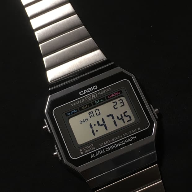 손석희시계 x 카시오 메탈시계