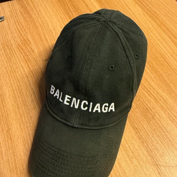 발렌시아가 볼캡