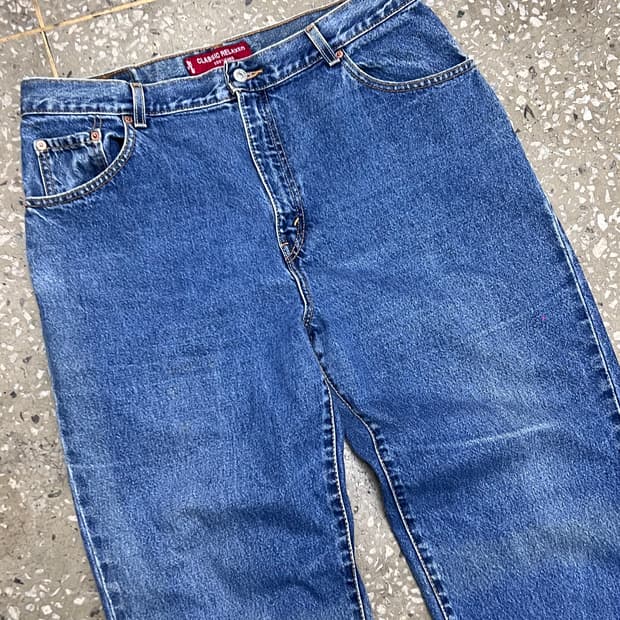 Levis 550