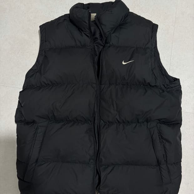 나이키 빵빵 스우시 올드스쿨 조끼패딩 95-100