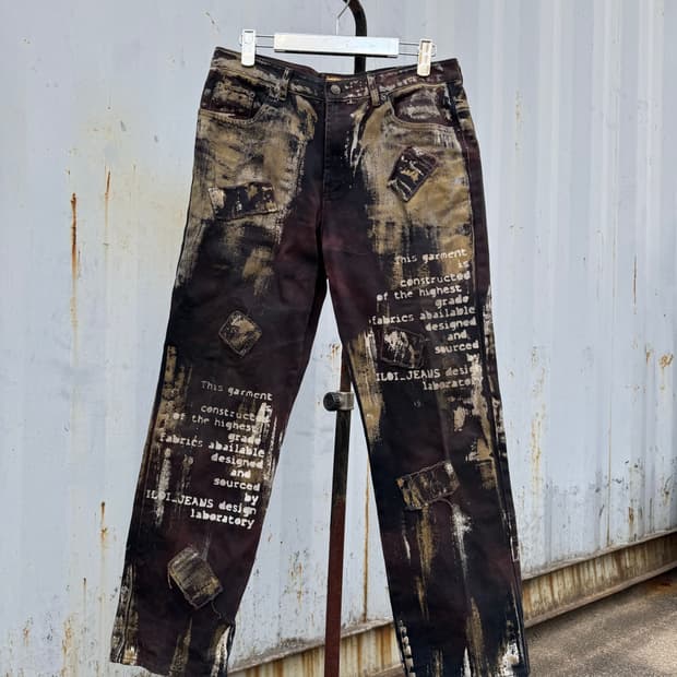 Graphic Printed Straight Pants