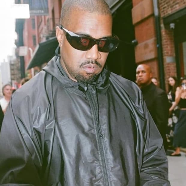 미개봉 새제품) 타카시바 기무네 오버글라스 선글라스 칸예