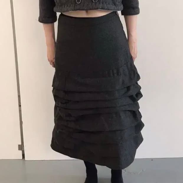 에옹쓰 piled wool skirt 사이즈1 구김X 오염하자X