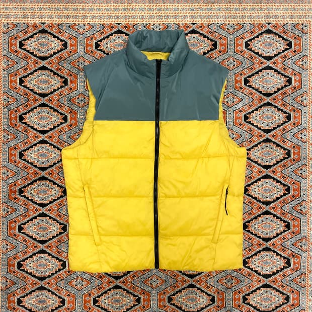자라 옐로우 폴리 패딩조끼 남성M