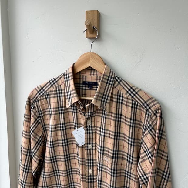 15979 - 버버리 노바 체크 셔츠