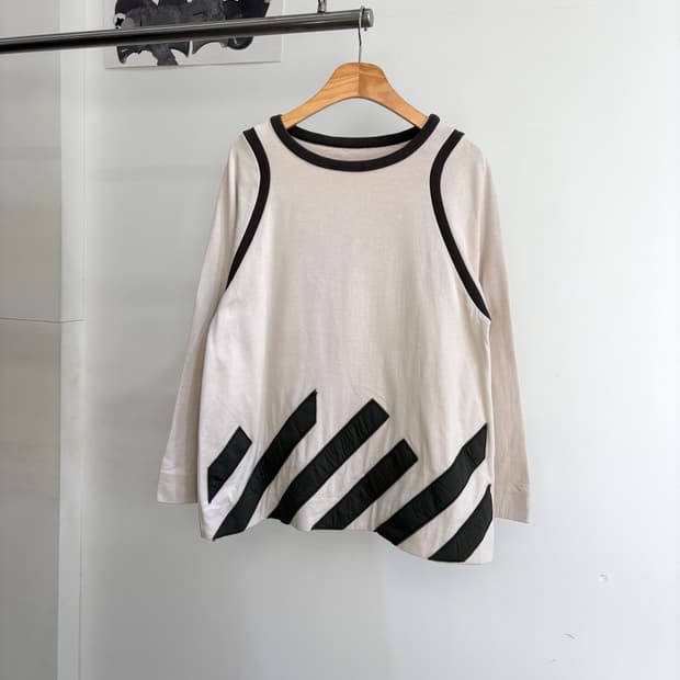 UNKNOWN (Made in Portugal) 맨투맨