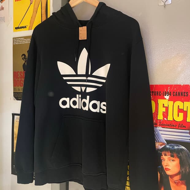 아디다스 로고 후드티