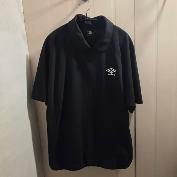 95 엄브로 반팔 카라티 블랙