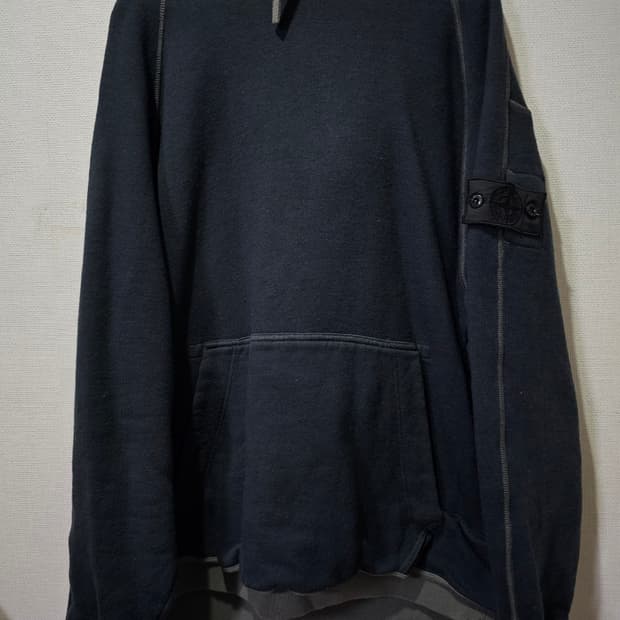 정품 스톤아일랜드 쉐도우 프로젝트 블랙와펜 울 코튼 후드티 100 / L