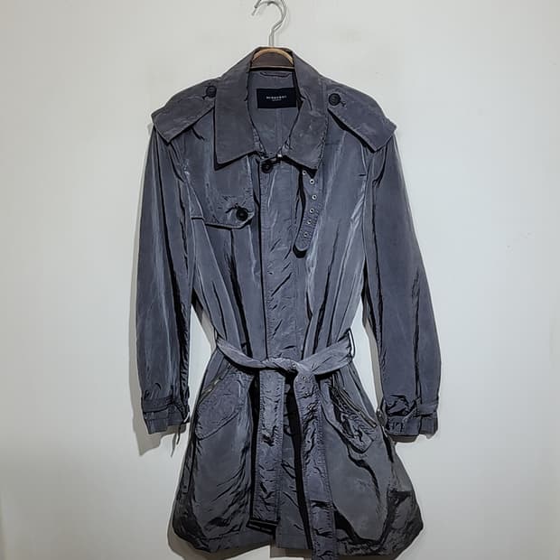 (L) 버버리 코트 싱글 벨트 견장 이태리판 