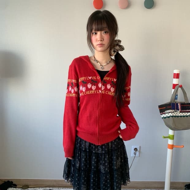 cherry .. hood zip-up