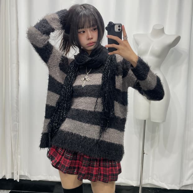 🎸블랙&그레이 스트라이프 니트🎸