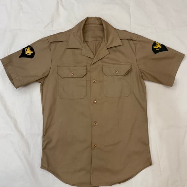 70s U.S. Military Army Tan 445 카키 반팔 셔츠