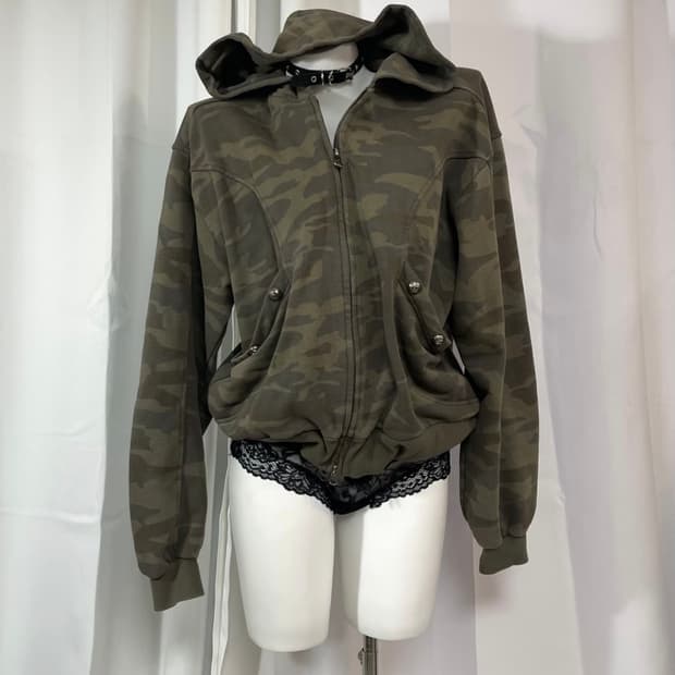 rosen kreuz pinterest camo hood zipup