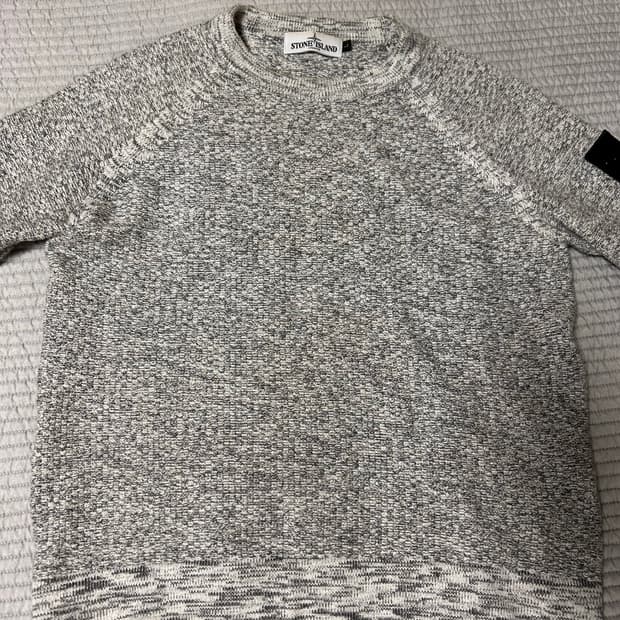 스톤 아일랜드 니트