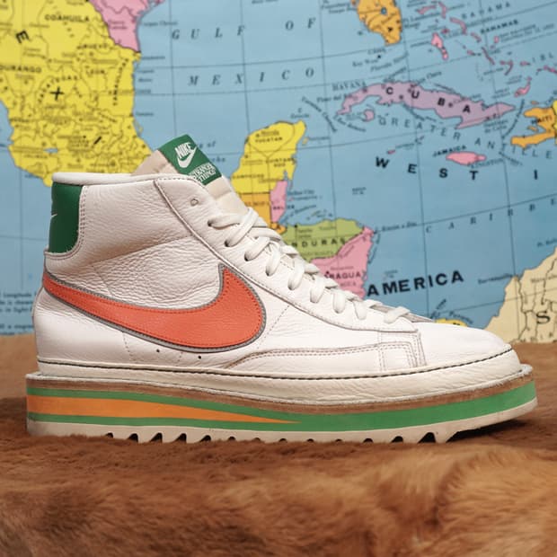 나이키 기묘한 이야기 커스텀 아웃솔 스니커즈