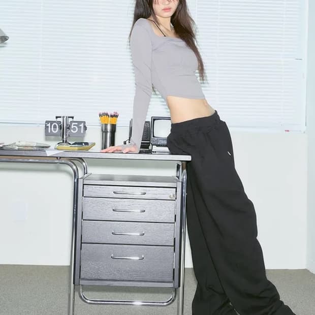 플리즈노팔로우 지안 딥 스퀘어넥 탑 빈티지챠콜 