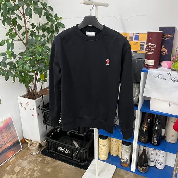 아미 미니하트 맨투맨 L