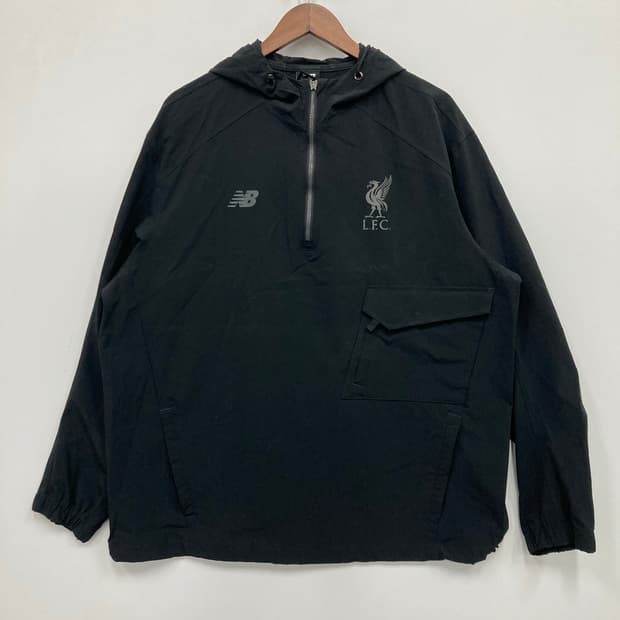 뉴발란스 바람막이